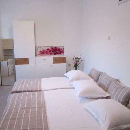 Studio Apartman Toni Lägenhet Split Exteriör bild